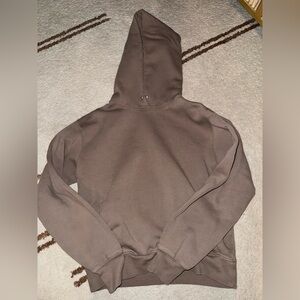 Aritzia Super World Hoodie size XS!!